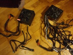 what is vcc on power supply